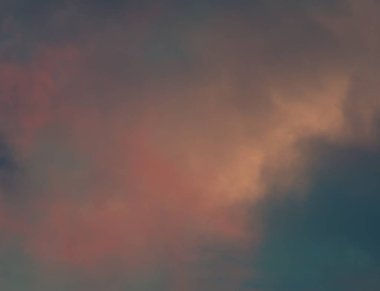 soyut grunge bulutlar, kopya alanı ile renkli arka plan