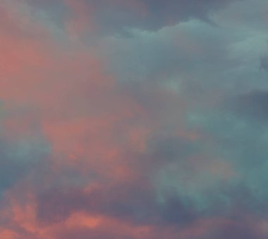 soyut grunge bulutlar, kopya alanı ile renkli arka plan