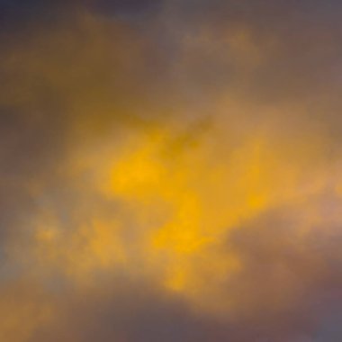 soyut grunge bulutlar, kopya alanı ile renkli arka plan