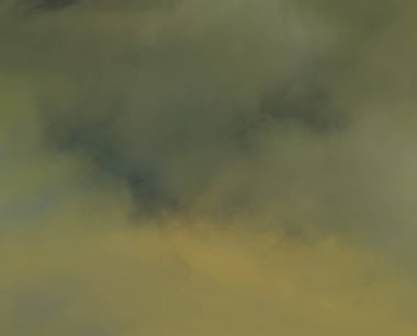 soyut grunge bulutlar, kopya alanı ile renkli arka plan