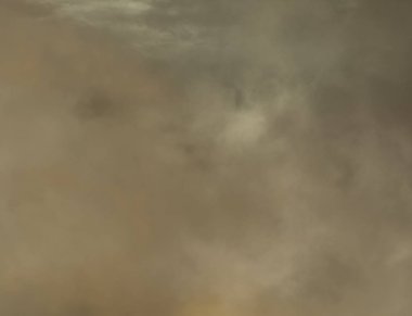 soyut grunge bulutlar, kopya alanı ile renkli arka plan