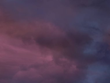 soyut grunge bulutlar, kopya alanı ile renkli arka plan