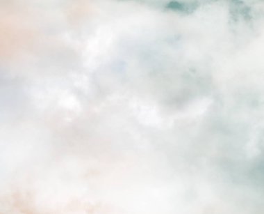 soyut grunge bulutlar, kopya alanı ile renkli arka plan