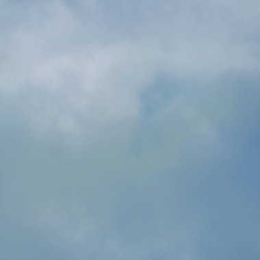 soyut grunge bulutlar, kopya alanı ile renkli arka plan