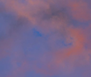 soyut grunge bulutlar, kopya alanı ile renkli arka plan