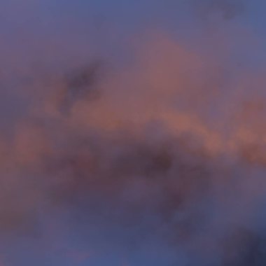 soyut grunge bulutlar, kopya alanı ile renkli arka plan