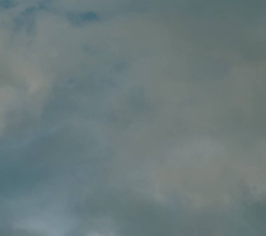 soyut grunge bulutlar, kopya alanı ile renkli arka plan