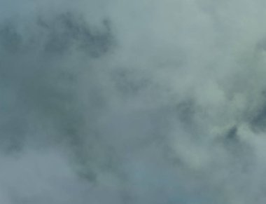 soyut grunge bulutlar, kopya alanı ile renkli arka plan