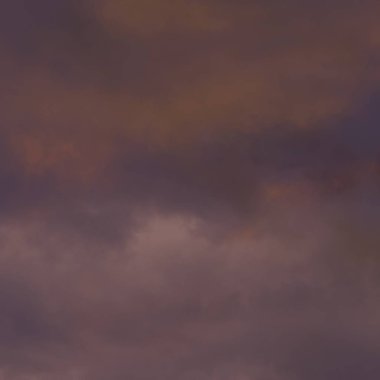 Renkli bir gün batımı doğasının sihirli renkleri