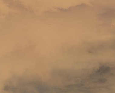 soyut grunge bulutlar, kopya alanı ile renkli arka plan