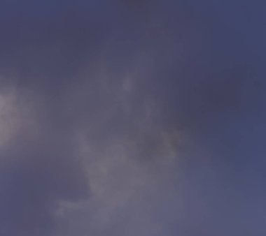 soyut grunge bulutlar, kopya alanı ile renkli arka plan