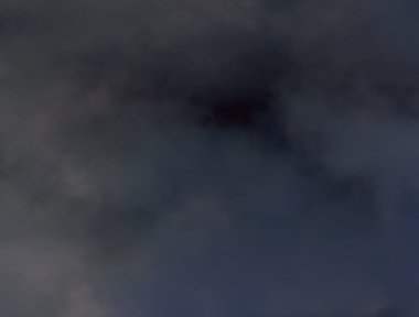 soyut grunge bulutlar, kopya alanı ile renkli arka plan