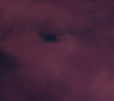 Mavi GökyüzündeKi Pembe Bulutlar Özet