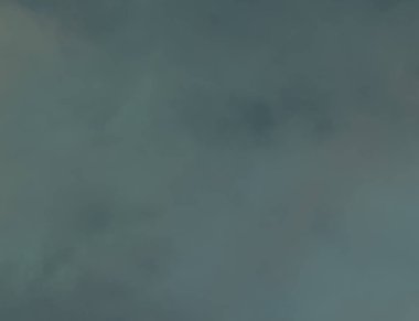 soyut grunge bulutlar, kopya alanı ile renkli arka plan