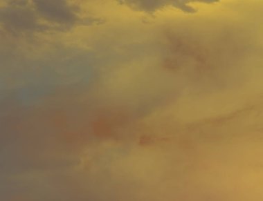 soyut grunge bulutlar, kopya alanı ile renkli arka plan