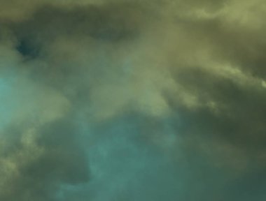 soyut grunge bulutlar, kopya alanı ile renkli arka plan