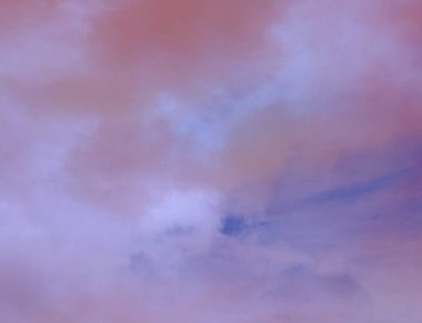 soyut grunge bulutlar, kopya alanı ile renkli arka plan