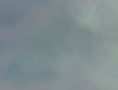 soyut grunge bulutlar, kopya alanı ile renkli arka plan