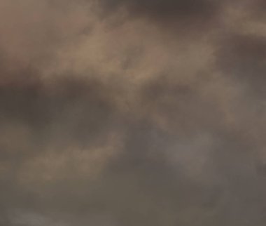 soyut grunge bulutlar, kopya alanı ile renkli arka plan