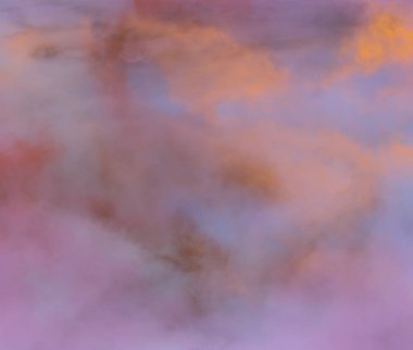 soyut grunge bulutlar, kopya alanı ile renkli arka plan