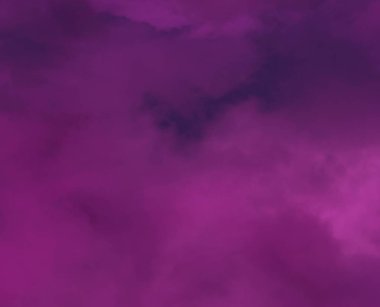 Beyaz kağıt arka planda menekşe mürekkemi ve suluboya dokular. Boya sızıntıları ve ombre etkileri. El boyaması soyut görüntü.