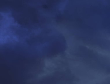 soyut grunge bulutlar, kopya alanı ile renkli arka plan