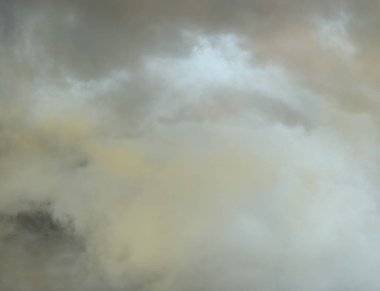 soyut grunge bulutlar, kopya alanı ile renkli arka plan