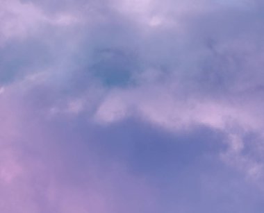 soyut grunge bulutlar, kopya alanı ile renkli arka plan