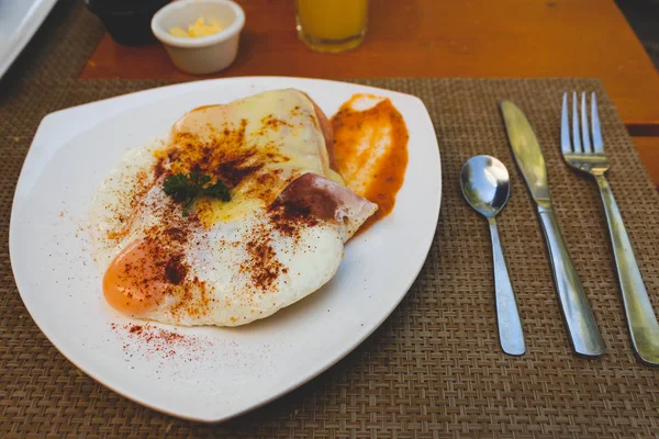 Delicious Breakfast Eggs Bread — Stock Photo, Image