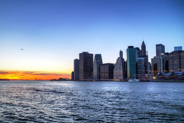 Manhattan East River Nueva York Atardecer Desde Brooklyn Una Noche —  Fotos de Stock