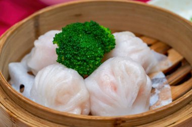 Bir Çin sabah çayı Dim Sum, Buharda karides köftesi