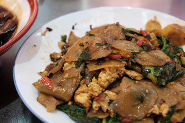 Jingdezhen, Jiangxi, Çin 'de baharatlı kızarmış yemek.