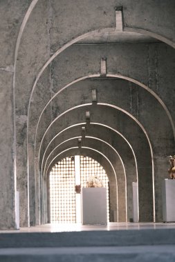 Jiangxi, Çin 'deki Jingdezhen Seramik Müzesinin mimarisi.