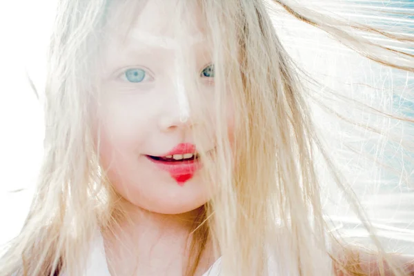 Portrait Cute Little Blonde Girl Bright Makeup Sunshine — Stock Photo, Image