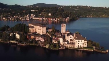 Piemonte açık bir sokakta