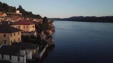 Piemonte açık bir sokakta