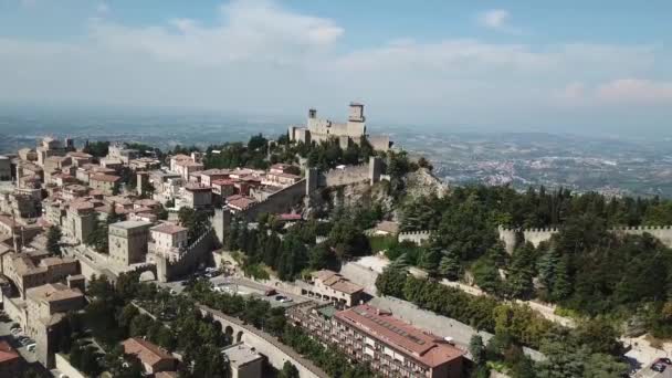 Drone Летить Над Piemonte Регіону Італії — стокове відео