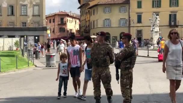 Esercito Italiano Durante Compiti Sorveglianza Pisa — Video Stock