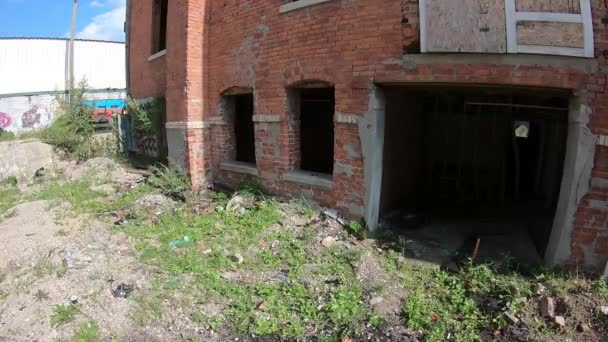 Vista de un edificio abandonado en Detroit — Vídeo de stock