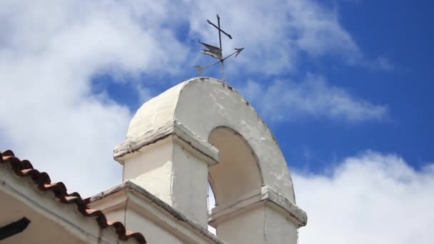 Cruz Cima Una Antigua Catedral Colombia — Vídeos de Stock