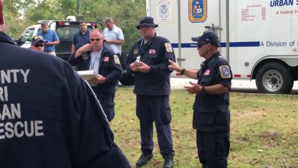 Boone County Und Rettungstrupp Während Der Einleitung — Stockvideo