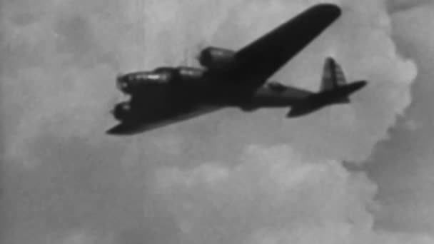 Aviones Bombarderos Segunda Guerra Mundial Vuelo Clip — Vídeo de stock