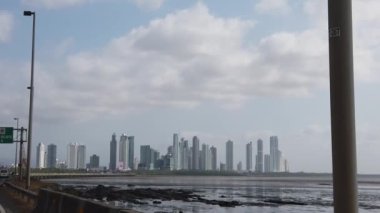 Okyanus 1 şehir merkezine doğru sürüş