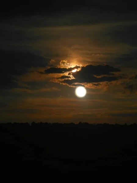 Twilight on the outskirts — Stock Photo, Image