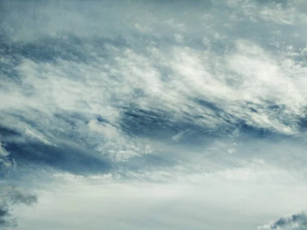 Tempestade dramática céu nublado — Fotografia de Stock