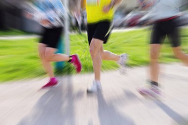 Maraton için sıcak. Grup çalışması.