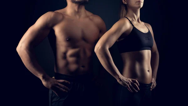 Perfekt Geformte Weibliche Und Männliche Oberkörper Fitness Workout Und Trainingskonzept — Stockfoto