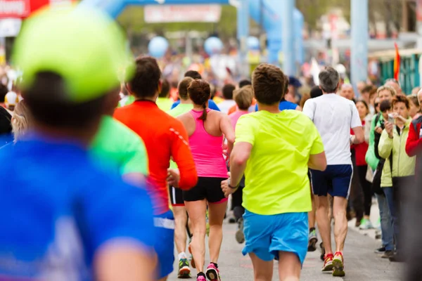 Running Crowd Marathon Many Runners Passing Start Finish Line — Stock Photo, Image