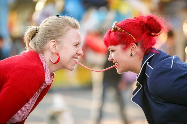 Frauen Tagsüber Park — Stockfoto