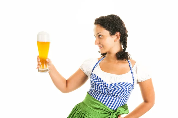 Piękna Młoda Kobieta Kieliszek Piwa — Zdjęcie stockowe